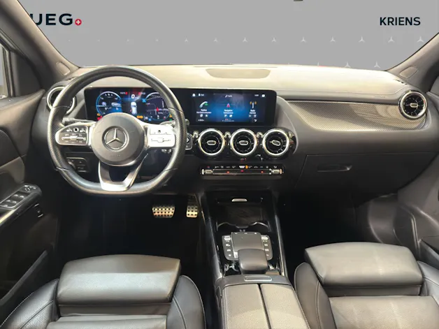 Mercedes-Benz GLA 250 4M - AMG / 360 Grad Kamera / Standheizung / AHK