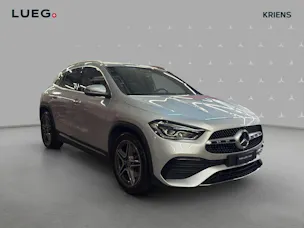 Mercedes-Benz GLA 250 4M - AMG / 360 Grad Kamera / Standheizung / AHK