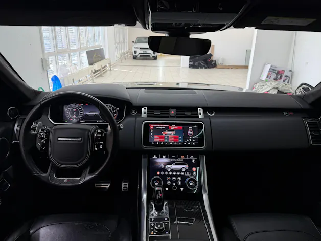Land Rover Range Rover Sport 575 5.0 V8 S/C SVR Automatic