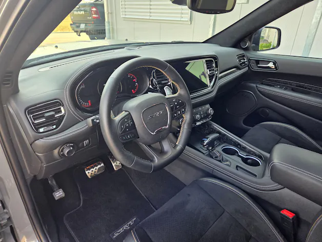 Dodge Durango 6.4 V8 SRT Alchemi 475 PS / 6-Plätzer / 3.5T AHK