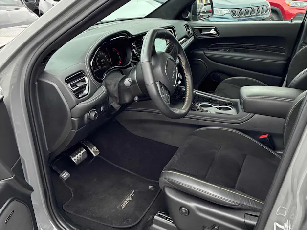 Dodge Durango 6.4 V8 SRT Alchemi 475 PS / 6-Plätzer / 3.5T AHK