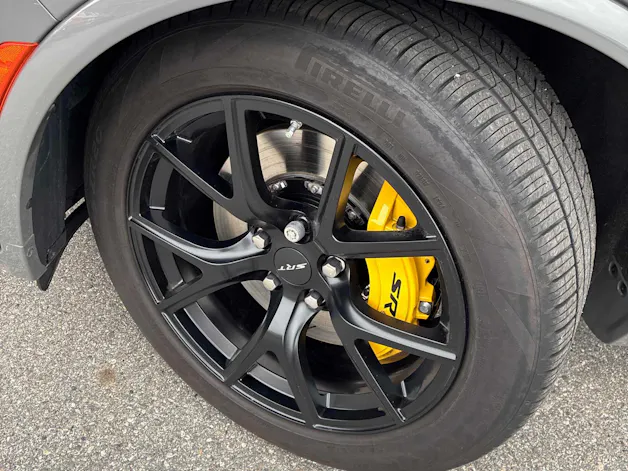 Dodge Durango 6.4 V8 SRT Alchemi 475 PS / 6-Plätzer / 3.5T AHK