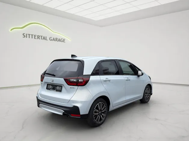Honda Jazz 1.5i-MMD Advance E-CVT