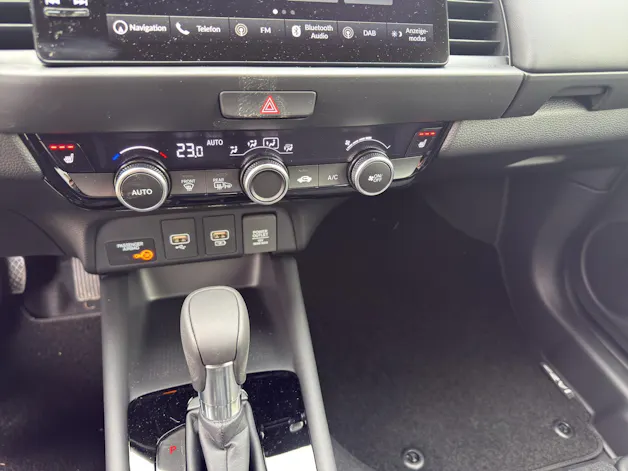Honda Jazz 1.5i-MMD Advance E-CVT