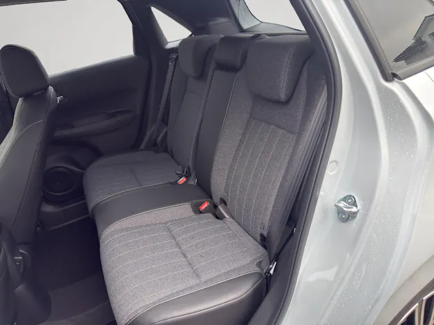 Honda Jazz 1.5i-MMD Advance E-CVT