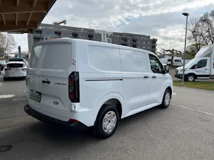 Ford Transit Custom Van 320 L1 2.5 Duratec 233 Trend PHEV