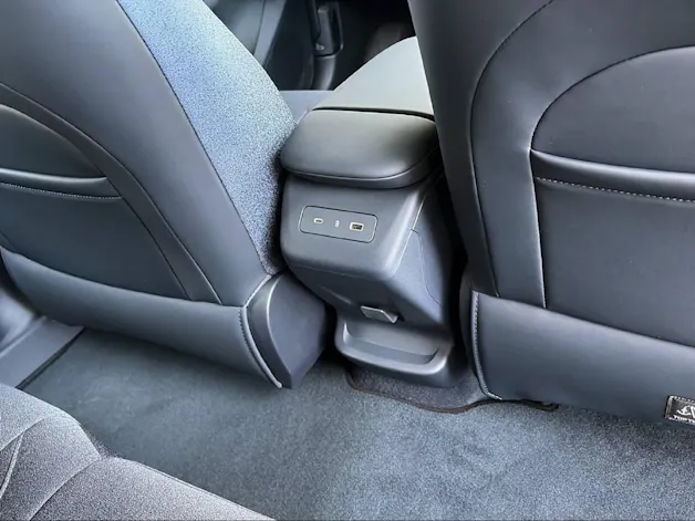 Lynk & Co 02 Core