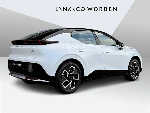 Lynk & Co 02 Core