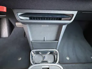 Lynk & Co 02 Core