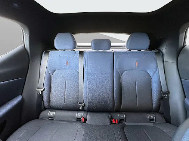 Lynk & Co 02 Core