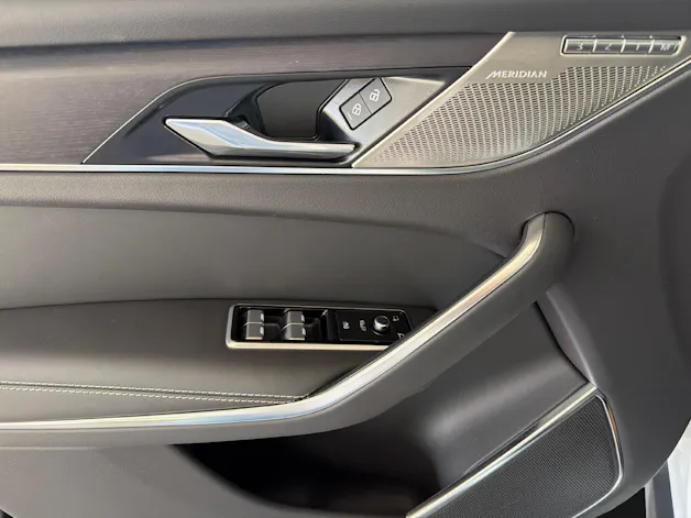 Jaguar F-Pace 2.0 P400e R-Dynamic HSE AWD Plug In Hybrid 404PS