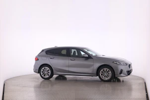 image du véhicule BMW 120i