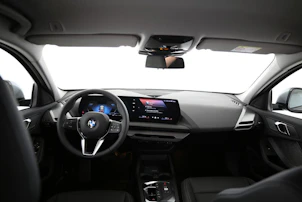 image du véhicule BMW 120i