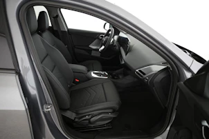 image du véhicule BMW 120i