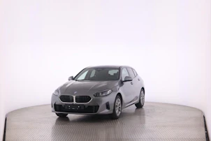 image du véhicule BMW 120i