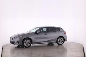 image du véhicule BMW 120i