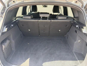 https://vehicle.imgix.net/4274109/4986e27a-5138-478e-b315-8f8236995b30.jpg