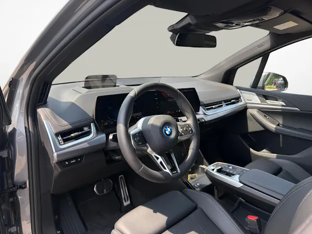 BMW 225e xDrive paddles Active Tourer