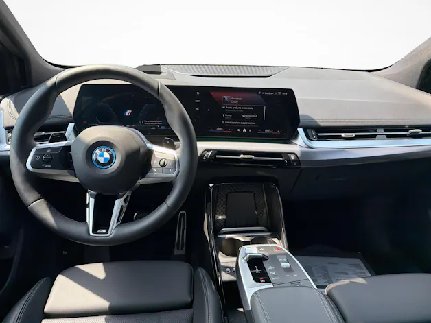 BMW 225e xDrive paddles Active Tourer