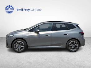 https://vehicle.imgix.net/4274109/bd4e0e72-f774-4bf4-882c-da3339d5414d.jpg