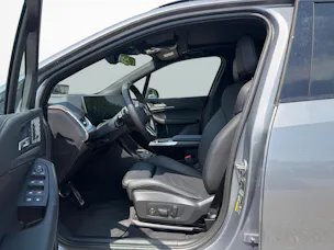 BMW 225e xDrive paddles Active Tourer