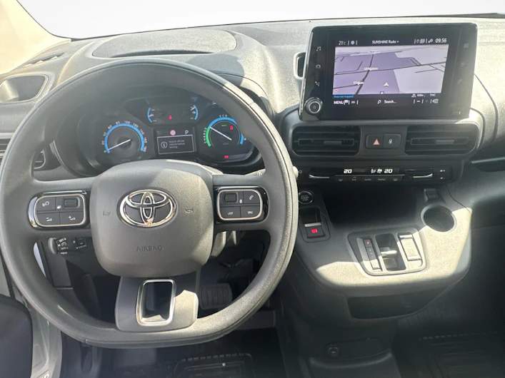 Fahrzeugbild TOYOTA PROACE CITY