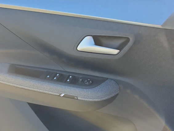 Fahrzeugbild 10 Fahrzeugbild 10