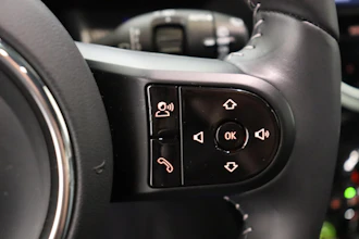 https://vehicle.imgix.net/4274158/71ec1be4-aec9-47ec-9462-43fd40666cc6.JPG