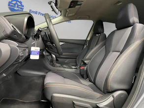 https://vehicle.imgix.net/4274179/fcc574fa-8474-44b7-bd8b-e296353dcd94.jpg