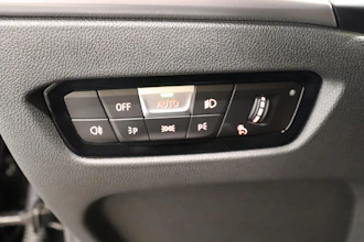 https://vehicle.imgix.net/4274231/3b1a5210-e749-467c-81fb-273a9f035fa4.JPG