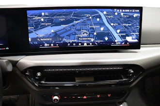 https://vehicle.imgix.net/4274231/ae6ccce5-f2d9-4f24-a6b9-2aa92fa21805.JPG