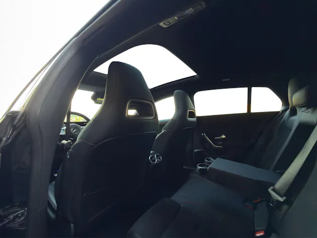 Mercedes-Benz CLA 250 AMG Line 4matic Shooting Brake
