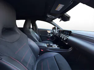 Mercedes-Benz CLA 250 AMG Line 4matic Shooting Brake