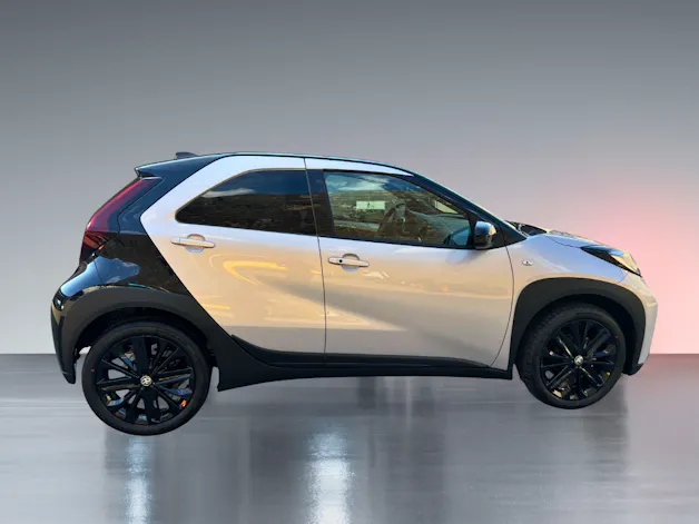 Toyota Aygo X 1.0 VVT-i JBL Edition