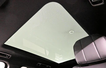 https://vehicle.imgix.net/4274385/5c8e0d20-7d1a-4828-a7e6-705000b4c9d6.jpg