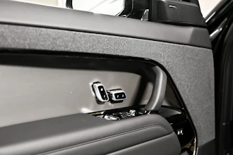 https://vehicle.imgix.net/4274385/8ea80c3c-f45f-42dc-88a1-95ca63d89e4d.jpg