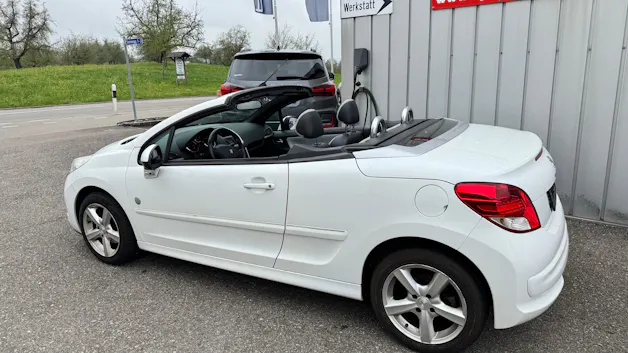 Peugeot 207 CC 1.6 16V 156 Tbo Roland Garros
