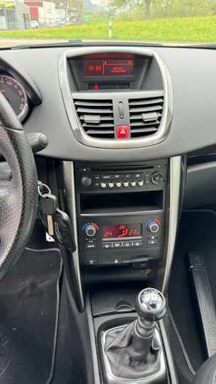 Peugeot 207 CC 1.6 16V 156 Tbo Roland Garros