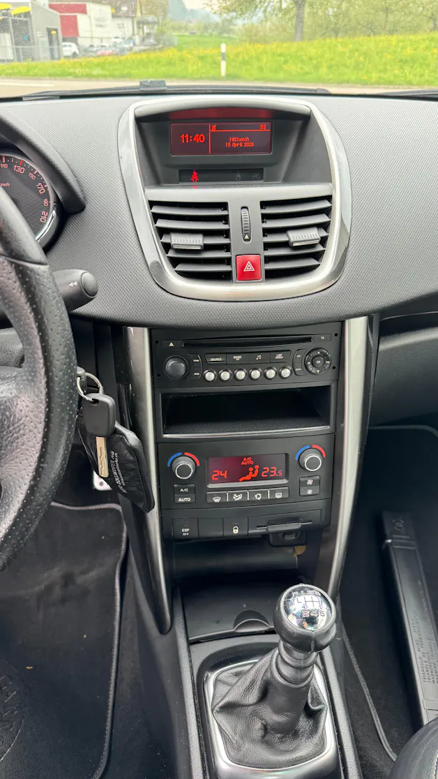 Peugeot 207 CC 1.6 16V 156 Tbo Roland Garros