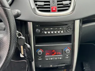Peugeot 207 CC 1.6 16V 156 Tbo Roland Garros