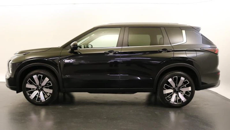 immagine del veicolo MITSUBISHI OUTLANDER