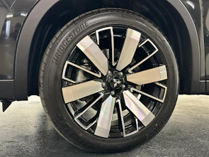Fahrzeugbild MITSUBISHI Outlander 2.4 PHEV Intense 4x4