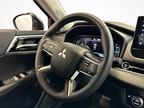 Fahrzeugbild MITSUBISHI Outlander 2.4 PHEV Intense 4x4