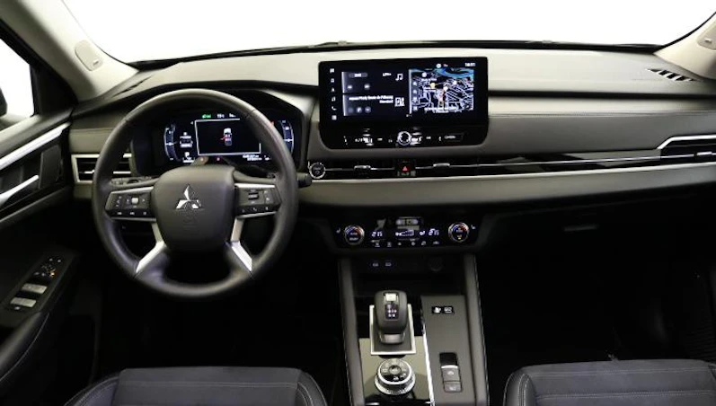 immagine del veicolo MITSUBISHI OUTLANDER