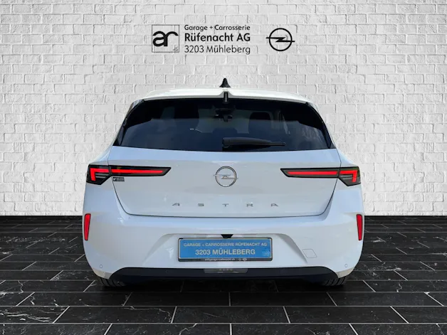 Opel Astra 1.2 T Swiss