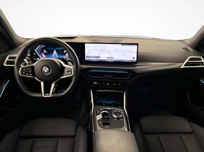 image du véhicule BMW 320d xDrive SAG Touring 48V M-Sport