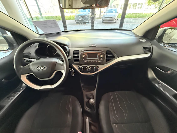 image du véhicule 9 image du véhicule 9