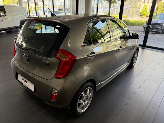 immagine del veicolo 4