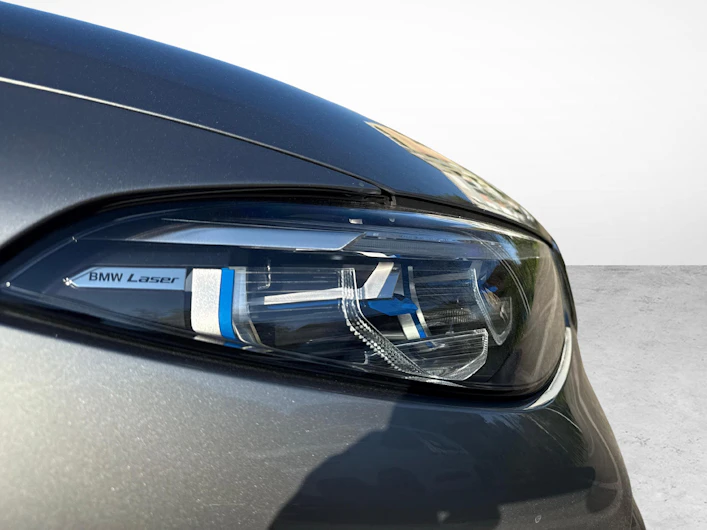 immagine del veicolo BMW 8 SERIES