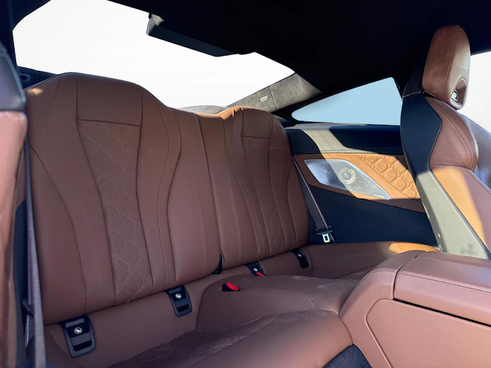 immagine del veicolo BMW 8 SERIES